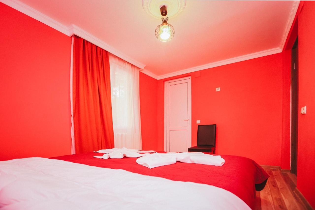 Bebo Babu Guest House Кутаиси Екстериор снимка