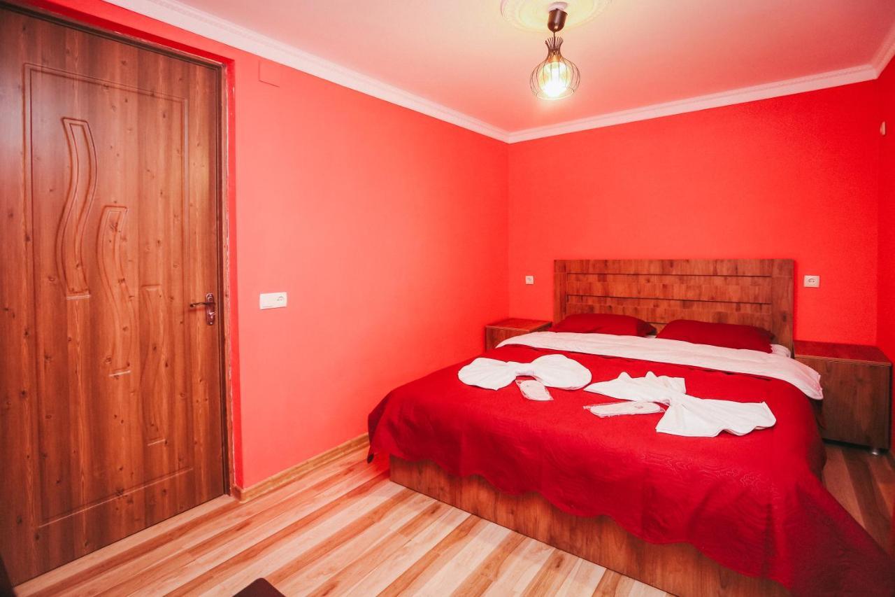 Bebo Babu Guest House Кутаиси Екстериор снимка
