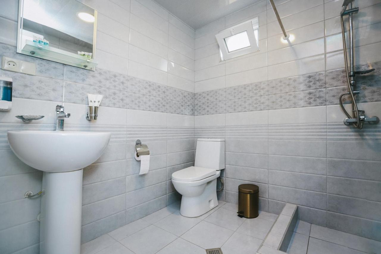 Bebo Babu Guest House Кутаиси Екстериор снимка