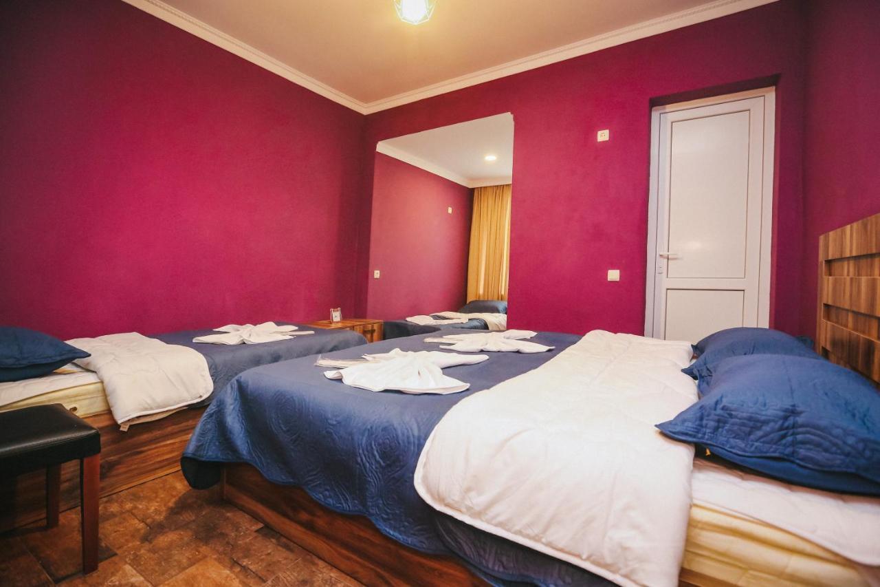 Bebo Babu Guest House Кутаиси Екстериор снимка