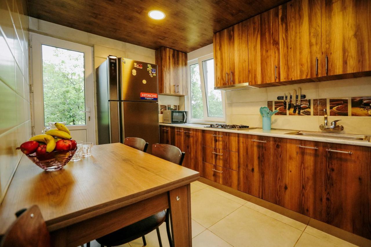 Bebo Babu Guest House Кутаиси Екстериор снимка