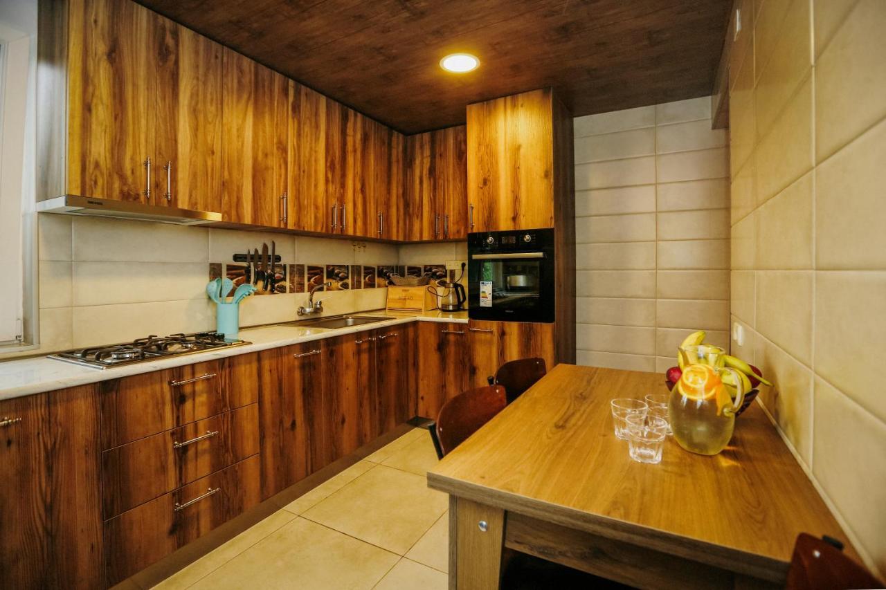 Bebo Babu Guest House Кутаиси Екстериор снимка